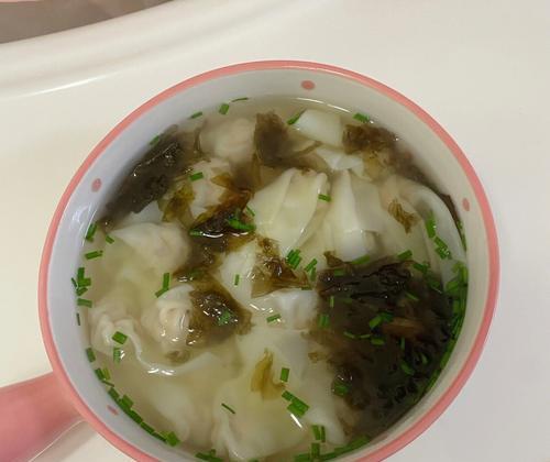 鲜肉小馄饨怎么做？详细步骤和技巧是什么？