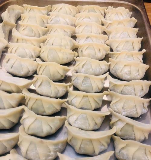 鲜肉马蹄饺子怎么做？步骤和技巧有哪些？