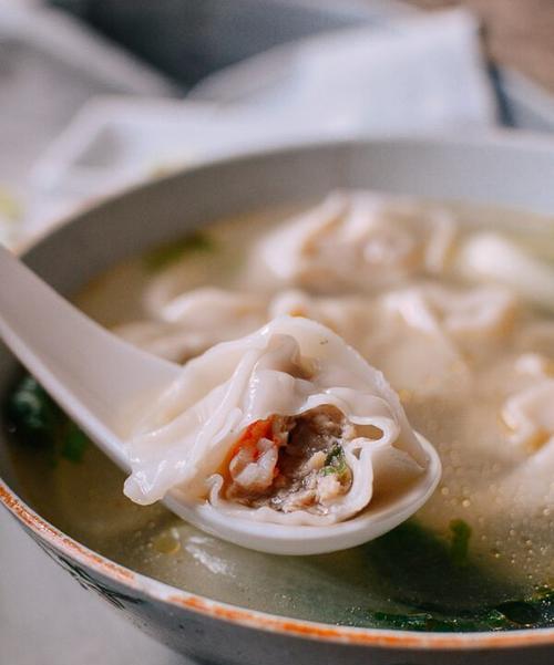 鲜肉栗子馄饨怎么做？步骤和技巧是什么？