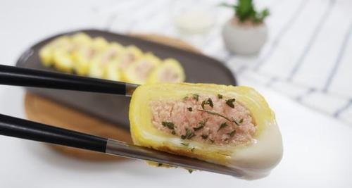 鲜肉蛋卷怎么做？步骤详解和常见问题解答？