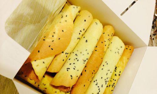 鲜奶油蛋卷的做法是什么？如何在家轻松制作？