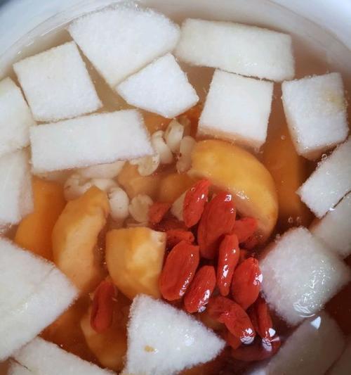 鲜奶炖木瓜雪梨怎么做？步骤和技巧有哪些？
