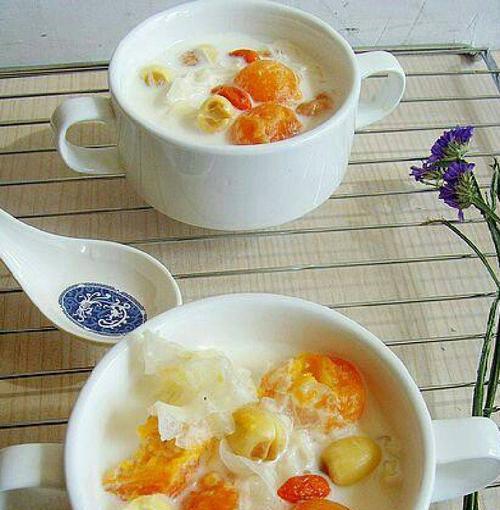 鲜奶炖木瓜怎么做？步骤和注意事项是什么？