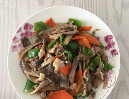 鲜蘑猪肉胡萝卜馅怎么做？有哪些步骤和技巧？