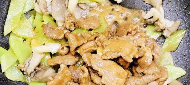 鲜蘑肉片的做法是什么？如何快速做出美味的鲜蘑肉片？