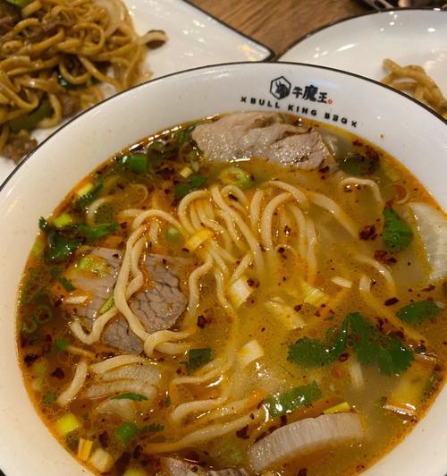 鲜椒牛肉面怎么做？详细步骤和技巧是什么？