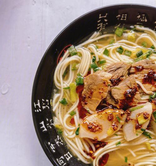 鲜椒牛肉面怎么做？详细步骤和技巧是什么？