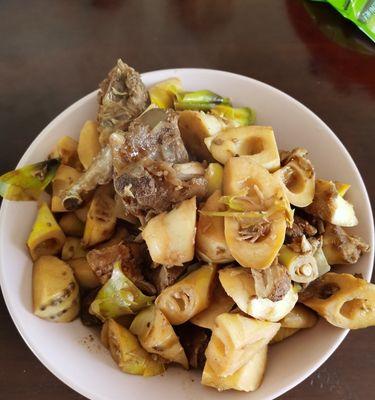 鲜冬笋烧排骨怎么做？步骤和技巧有哪些？