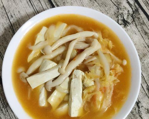 鲜贝豆腐汤的做法是什么？如何在家轻松制作？