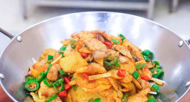 夏日土豆片怎么做才脆？有哪些创意食谱推荐？
