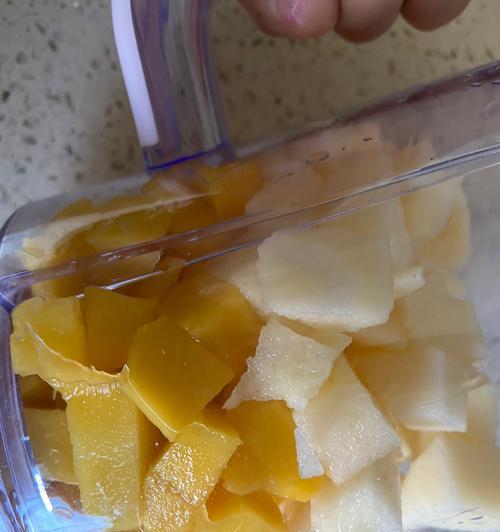 夏日芒果鸡丁的做法是什么？如何在家轻松制作？
