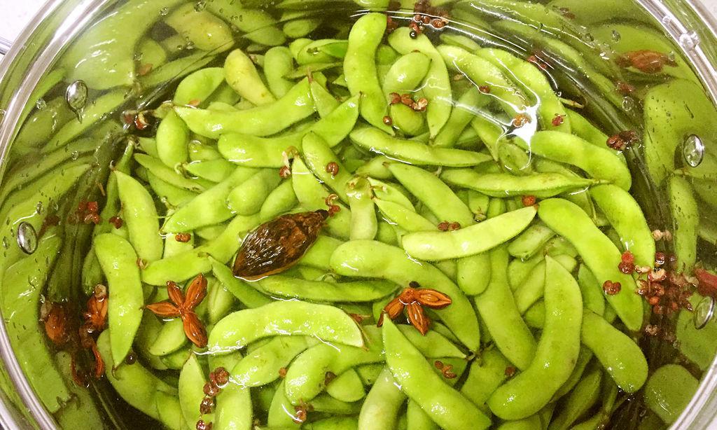 夏日快手凉菜水煮毛豆怎么做？步骤和技巧有哪些？