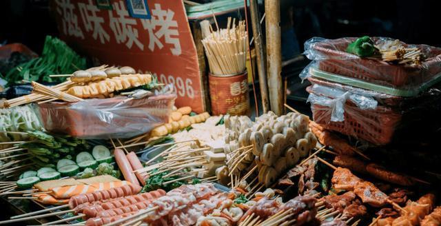 夏日烤串怎么做？有哪些简单易学的烤串食谱？