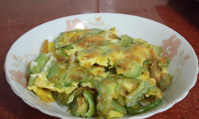 凉瓜炒蛋怎么做？夏日清凉小菜的制作方法是什么？