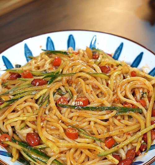 夏季必吃凉面怎么做？有哪些简单易学的凉面食谱？