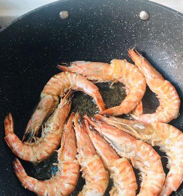 虾炸的做法是什么？如何在家做出美味的炸虾？