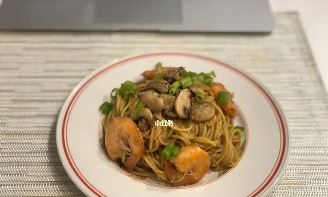 虾油拌面怎么做？有哪些步骤和技巧？