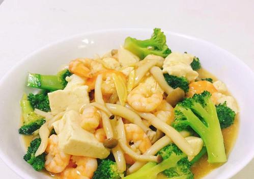 虾头豆腐怎么做？步骤和技巧有哪些？