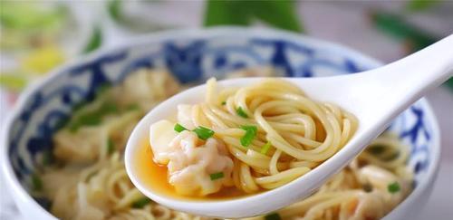 虾肉云吞面怎么做？有哪些步骤和技巧？