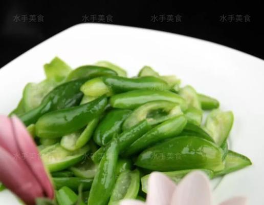 虾仁银鱼金瓜盅怎么做？步骤和技巧是什么？