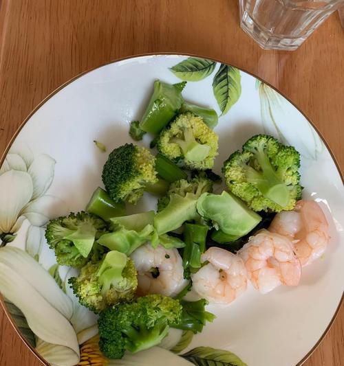 虾仁西蓝花盖饭怎么做？步骤和技巧有哪些？