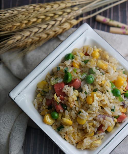 虾仁青豆蛋炒饭怎么做？步骤和技巧有哪些？
