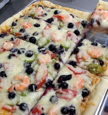 虾仁披萨pizza怎么做？详细步骤和技巧是什么？