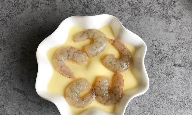 虾仁米饭鸡蛋羹怎么做？步骤和技巧有哪些？