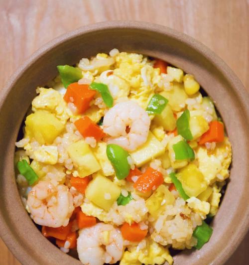 虾仁焖饭的做法是什么？如何做出美味的虾仁焖饭？