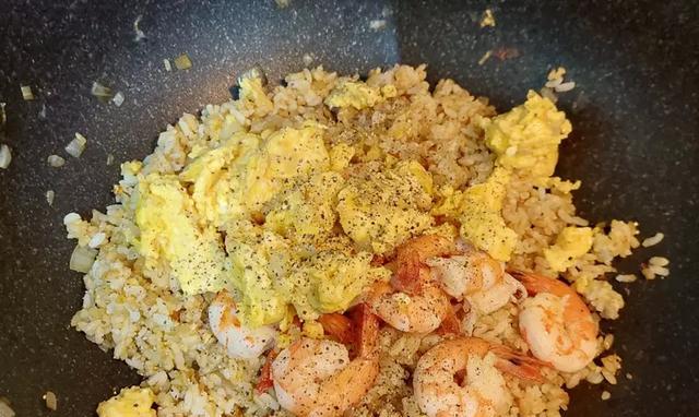 虾仁干贝鸡蛋饺的做法是什么？如何制作美味的虾仁干贝鸡蛋饺？