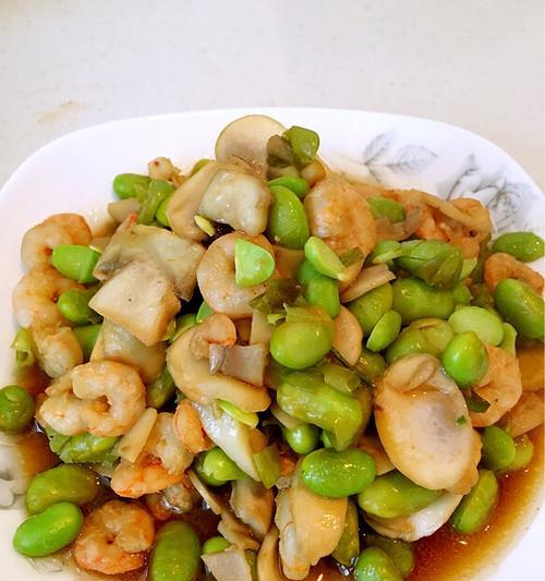 虾仁炒毛豆米的做法是什么？如何炒出鲜嫩的虾仁和脆口的毛豆米？