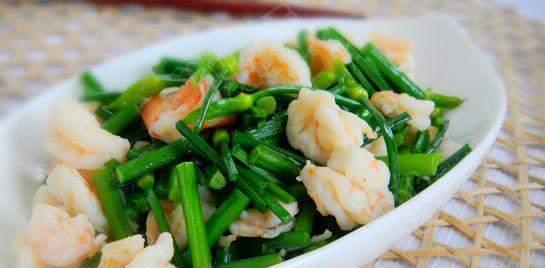 虾仁炒韭菜怎么做？步骤和技巧有哪些？
