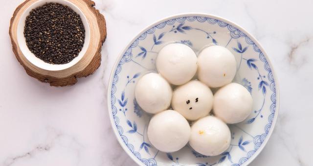 虾仁炒瓜正月十五闹元宵怎么做？步骤和技巧有哪些？