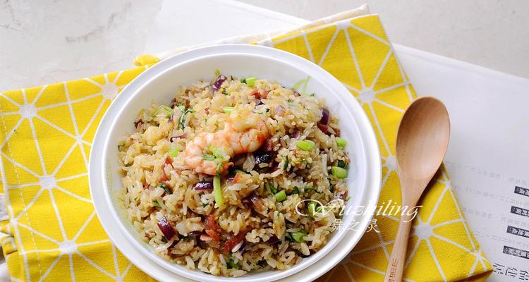 虾仁炒饭怎么做才好吃？步骤和技巧是什么？