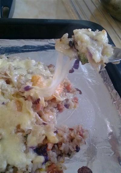 虾仁彩蔬焗饭怎么做？步骤和技巧有哪些？