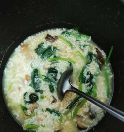 虾仁菠菜粥怎么做？有哪些步骤和技巧？