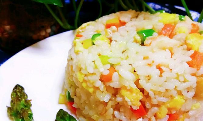 虾仁白果蛋炒饭怎么做？步骤和技巧有哪些？