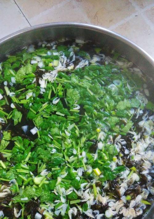 虾皮紫菜汤怎么做？有哪些步骤和技巧？