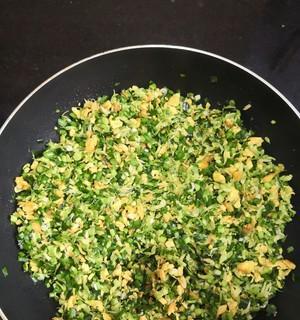 虾皮鸡蛋包菜饺子怎么做？详细步骤和技巧是什么？