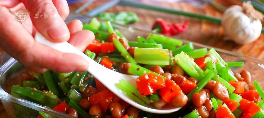 虾皮醋拌芹菜怎么做？步骤和技巧有哪些？