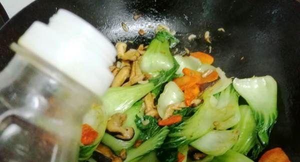 虾皮炒小油菜怎么做？有哪些步骤和技巧？