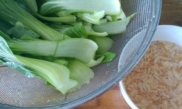 虾皮炒小油菜怎么做？有哪些步骤和技巧？
