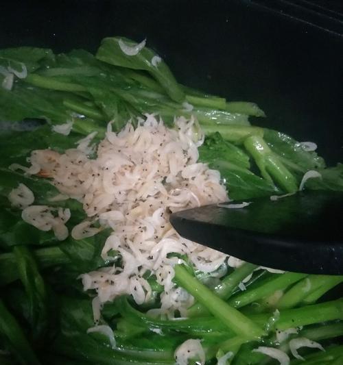 虾皮炒小油菜怎么做？有哪些步骤和技巧？