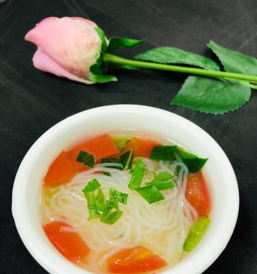 虾皮菠菜鸡蛋汤怎么做？有哪些营养成分和健康益处？