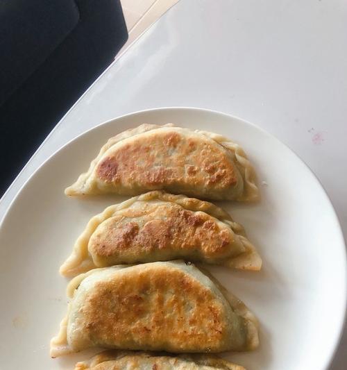 虾米鸡蛋韭菜盒子怎么做？步骤和技巧有哪些？