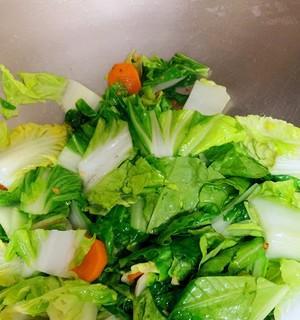 虾米炒大白菜的做法是什么？这道菜的步骤和技巧有哪些？