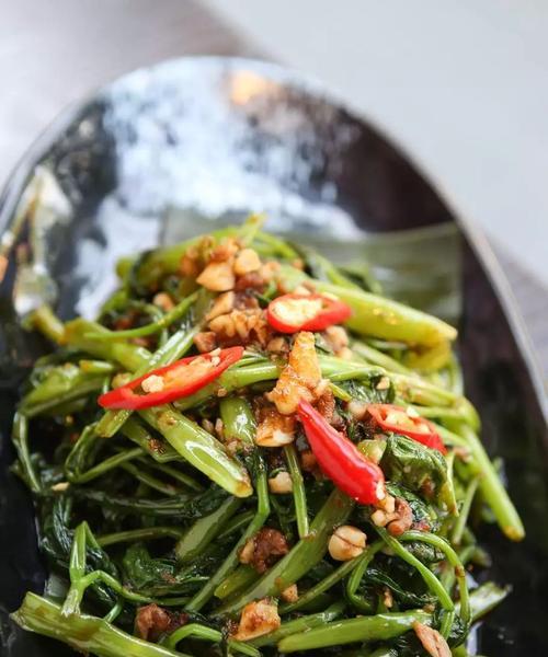 虾酱蚝油炒空心菜怎么做？虾酱炒通菜的步骤是什么？