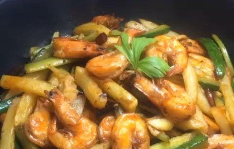 虾肠怎么做才好吃？简单易学的虾肠烹饪方法是什么？