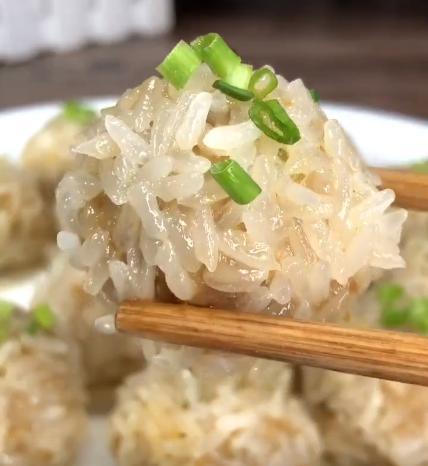 细嫩如腐手工鱼丸怎么做？制作过程中有哪些常见问题？