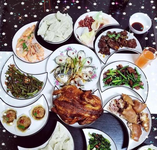 年夜饭怎么做才喜气洋洋？有哪些传统菜品推荐？